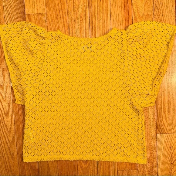 Madewell Texture & Thread Eyelet Flutter Sleeve Top Mystic Yellow Size Small - Picture 5 of 7